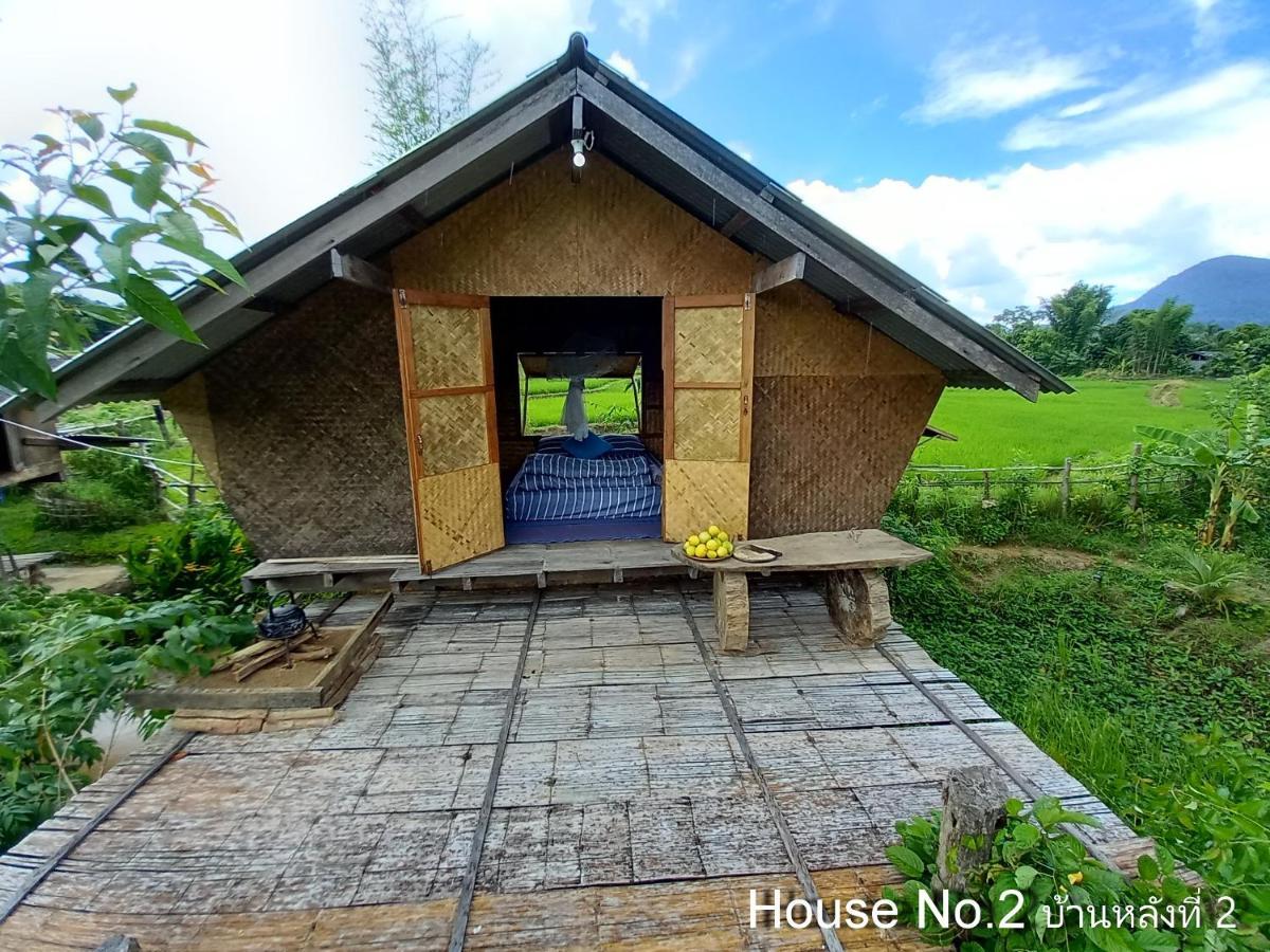 Chinopuu Hut Muangkong ชิโนปู ฮัท เมืองคอง เชียงดาว Alloggio in famiglia *